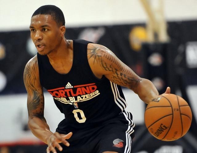 的舞台上 的舞台上