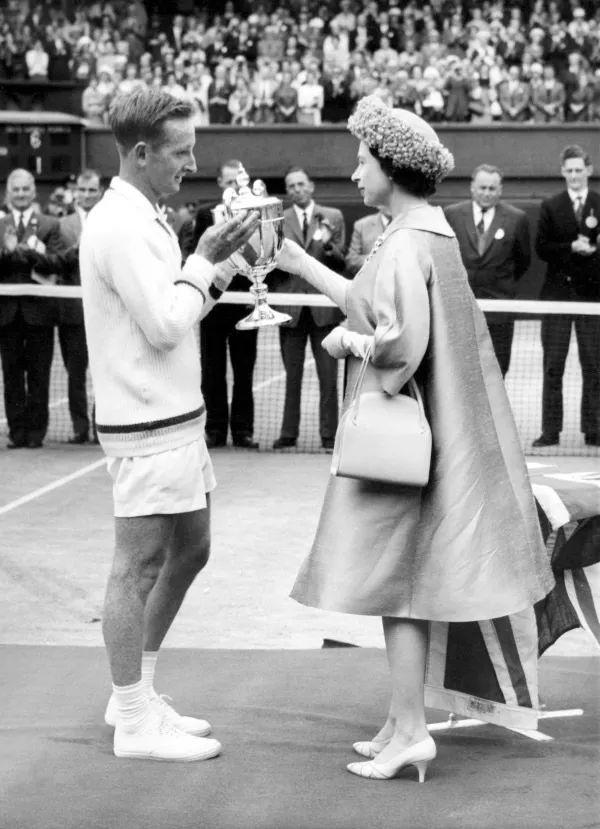 而不是具体 而不是具体